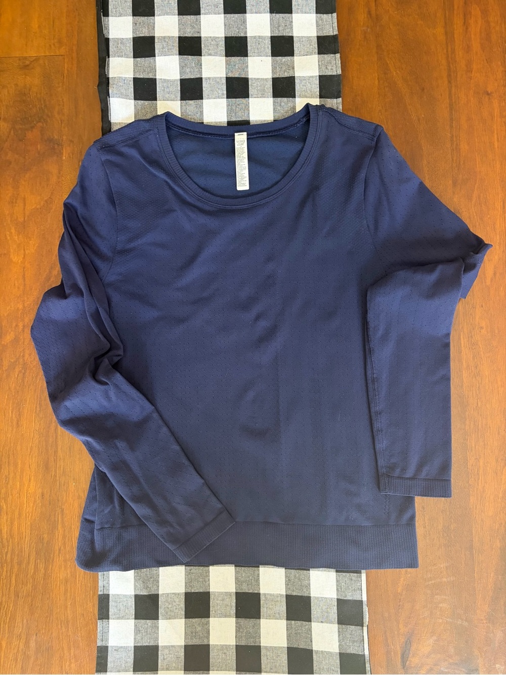 Athleta Navy Long Sleeve Crewneck Top